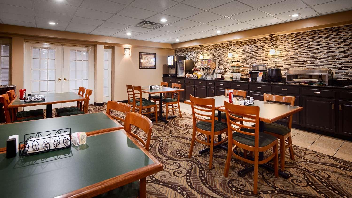 Rodeway Inn Barboursville Exterior foto