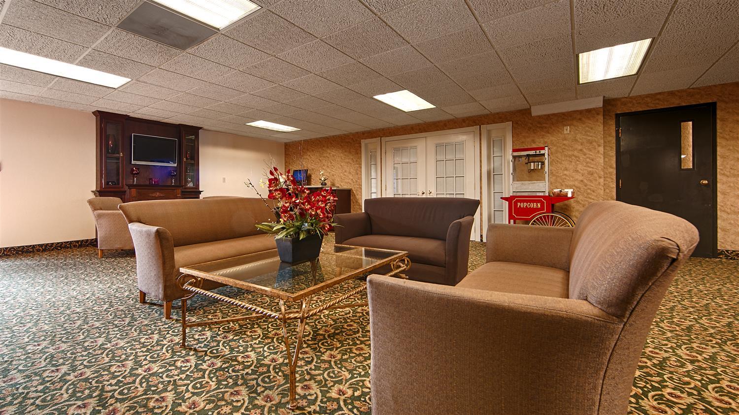 Rodeway Inn Barboursville Exterior foto