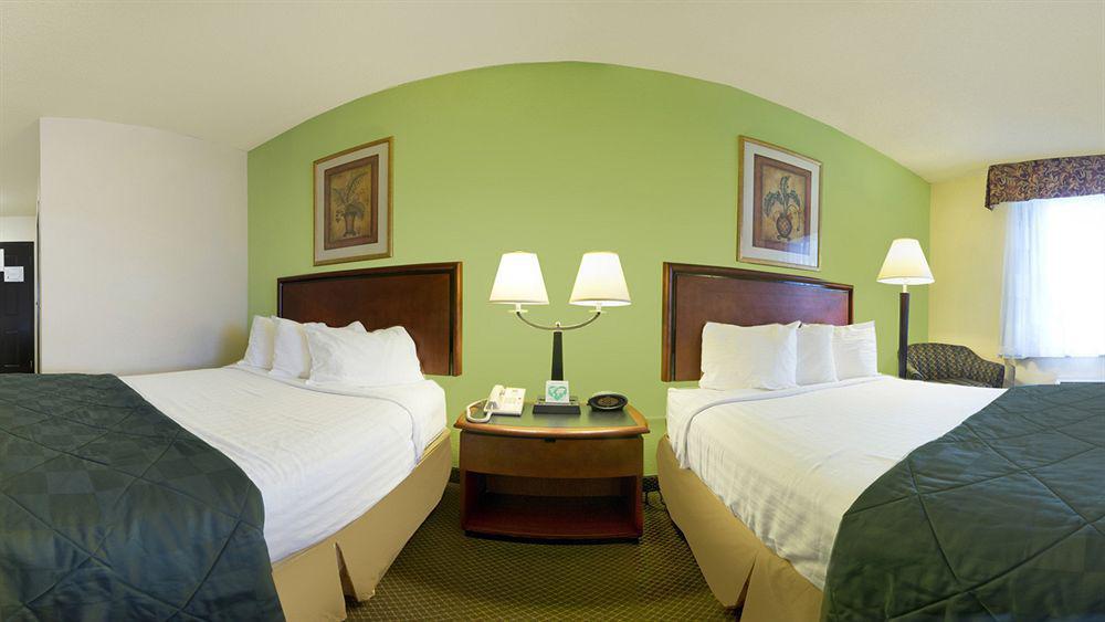 Rodeway Inn Barboursville Exterior foto